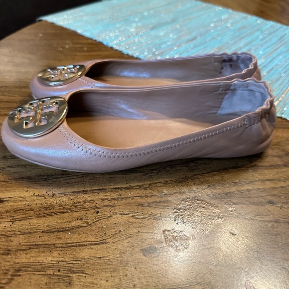 Tory Burch Minnie Ballet Flat in Tan - Picture 6 of 10